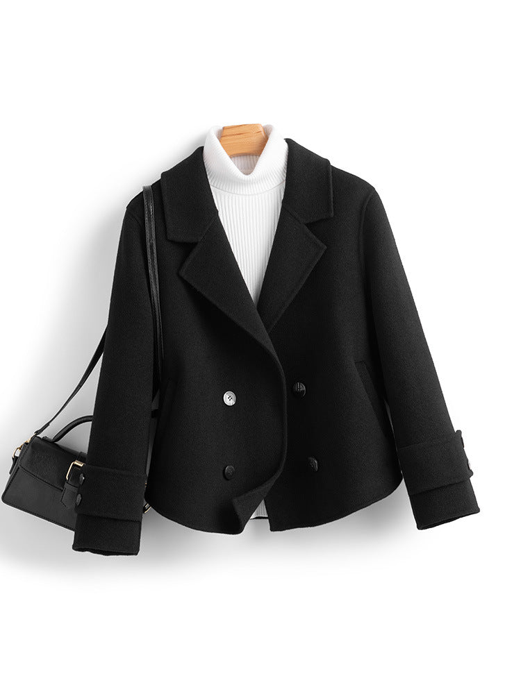 Asta | Din Stilfulde Vinterfavorit