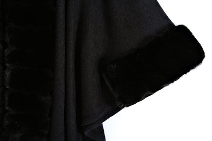 Nora | Oversized Strikket Cape