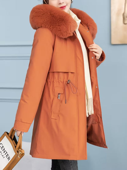 Astrid | Vinterparka med Pelskrave