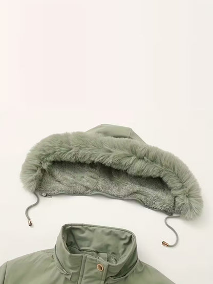 Astrid | Vinterparka med Pelskrave